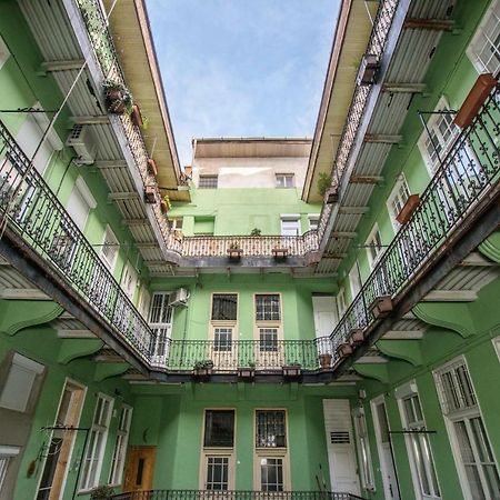Timeless Apartment With Free Private Parking Budapest Exterior foto